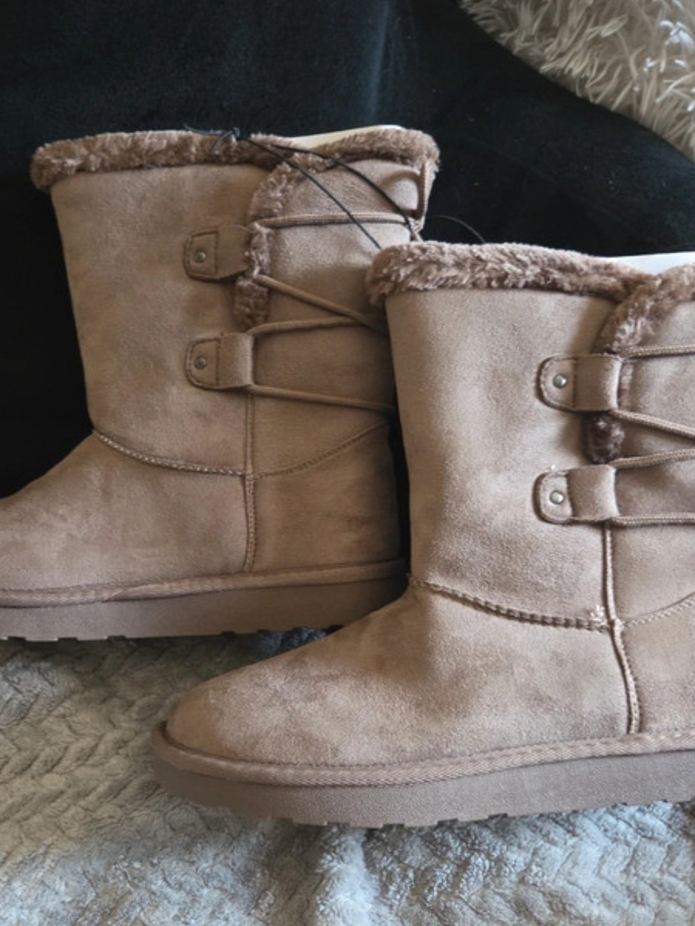 Arizona Jean Company Women's Plush-Lined Winter Boots in Light Brown